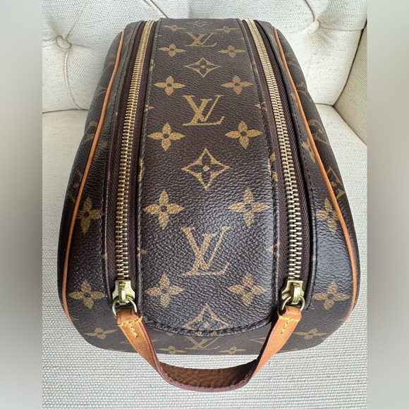 SOLD - Authentic Louis Vuitton Dopp Kit Toilet Pouch - Picture 5 of 13